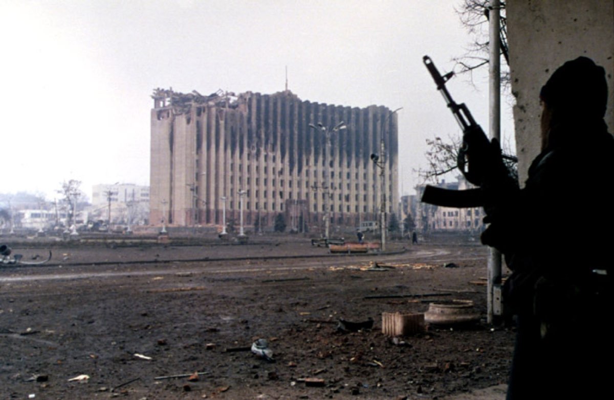 Tchetchenistan's Declaration of Independence and the Russian-Tchetchen War
