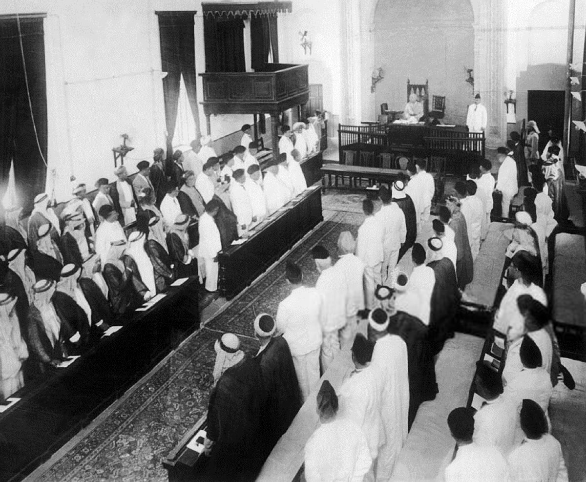INDEPENDENCE GIVEN TO IRAK (!)